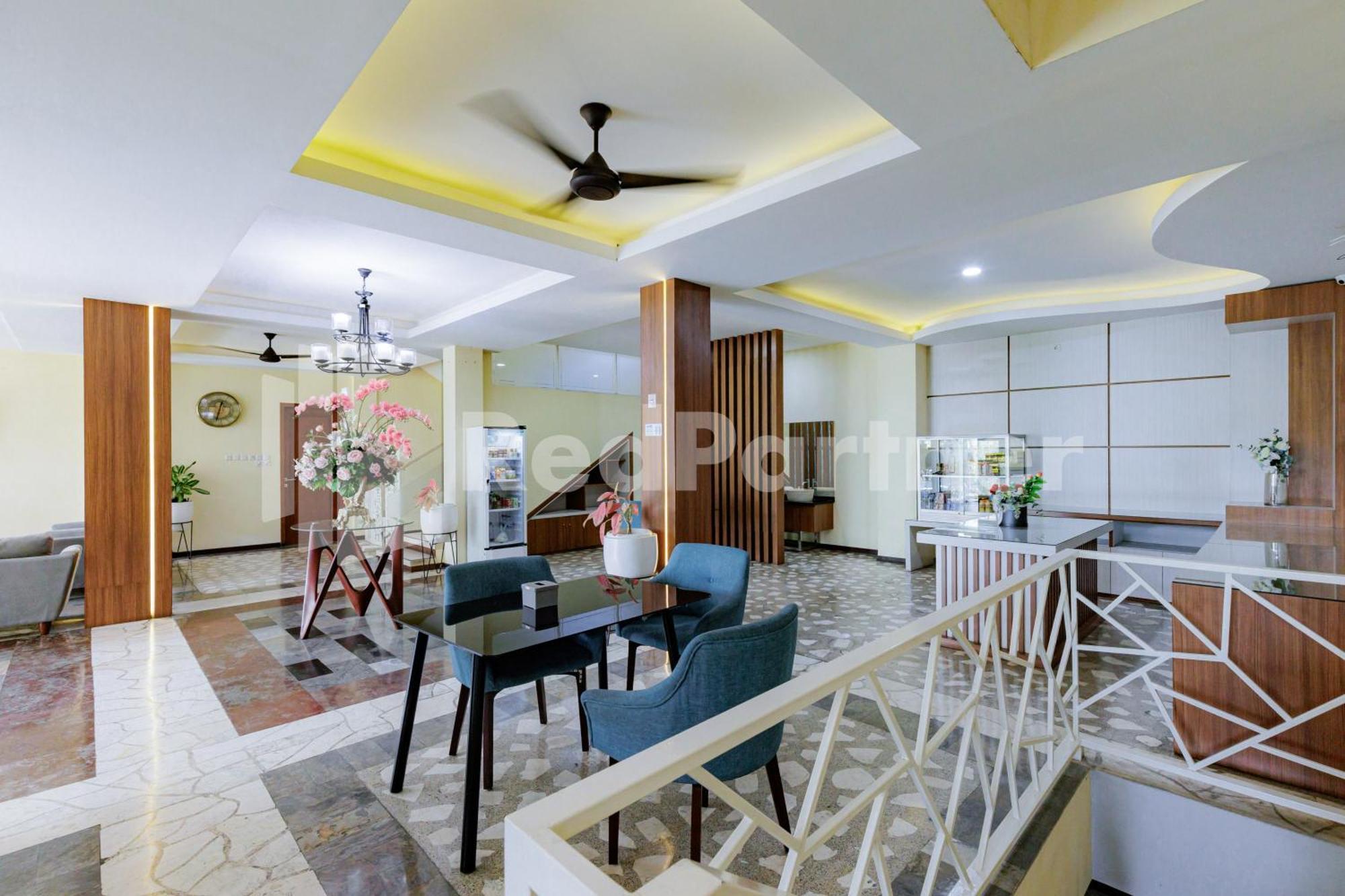 De Malang Sweet Homestay Syariah Mitra Reddoorz Exterior foto