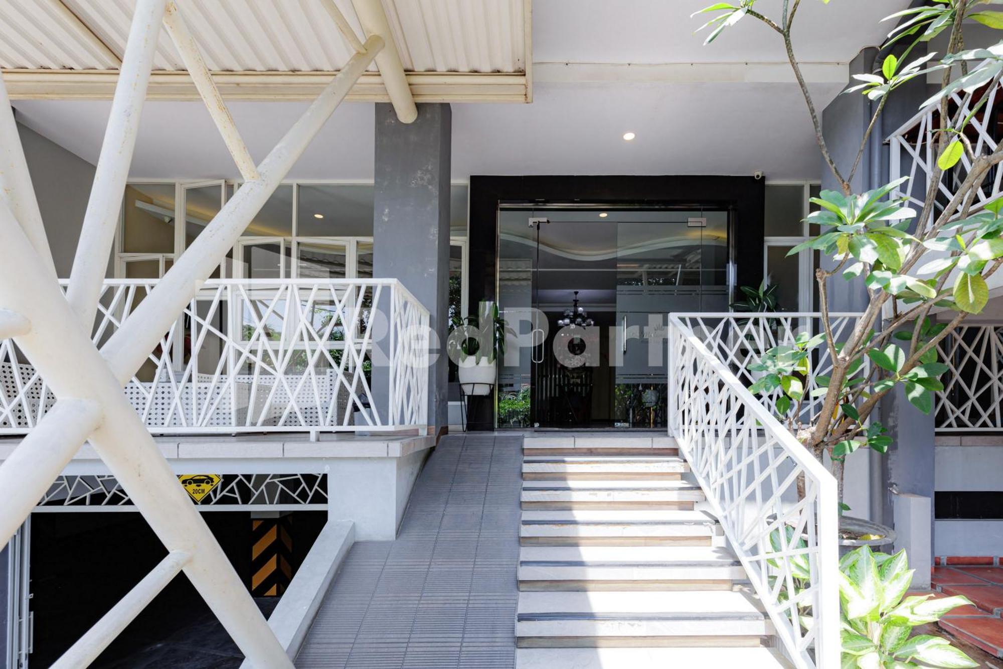 De Malang Sweet Homestay Syariah Mitra Reddoorz Exterior foto