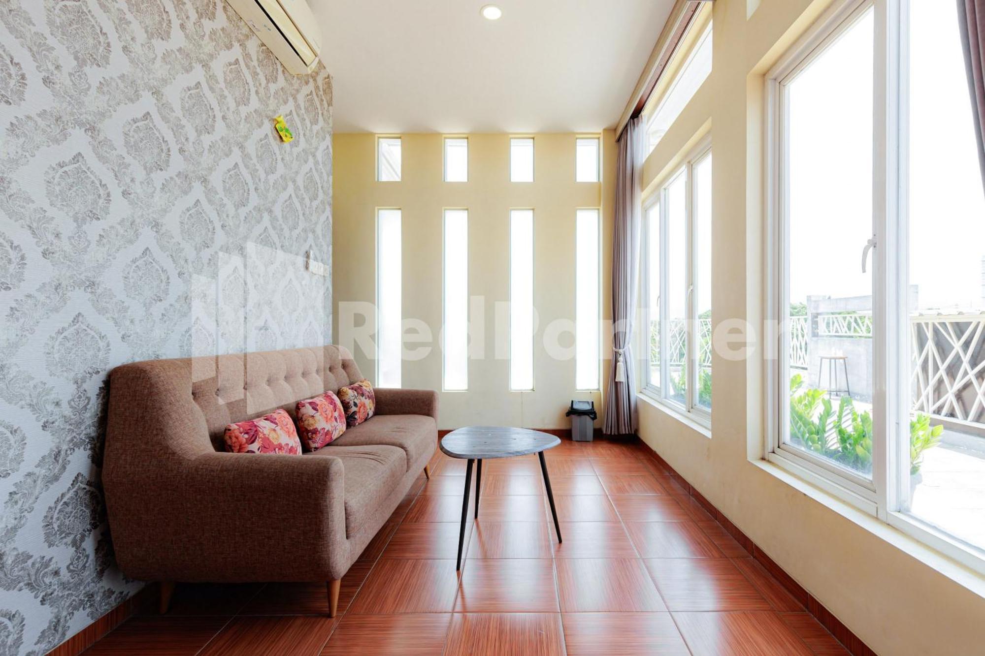 De Malang Sweet Homestay Syariah Mitra Reddoorz Exterior foto