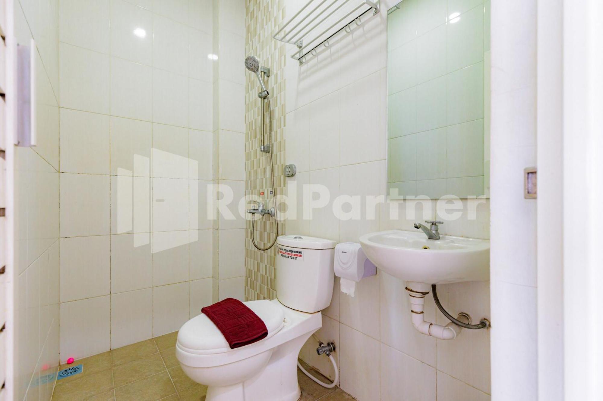 De Malang Sweet Homestay Syariah Mitra Reddoorz Exterior foto