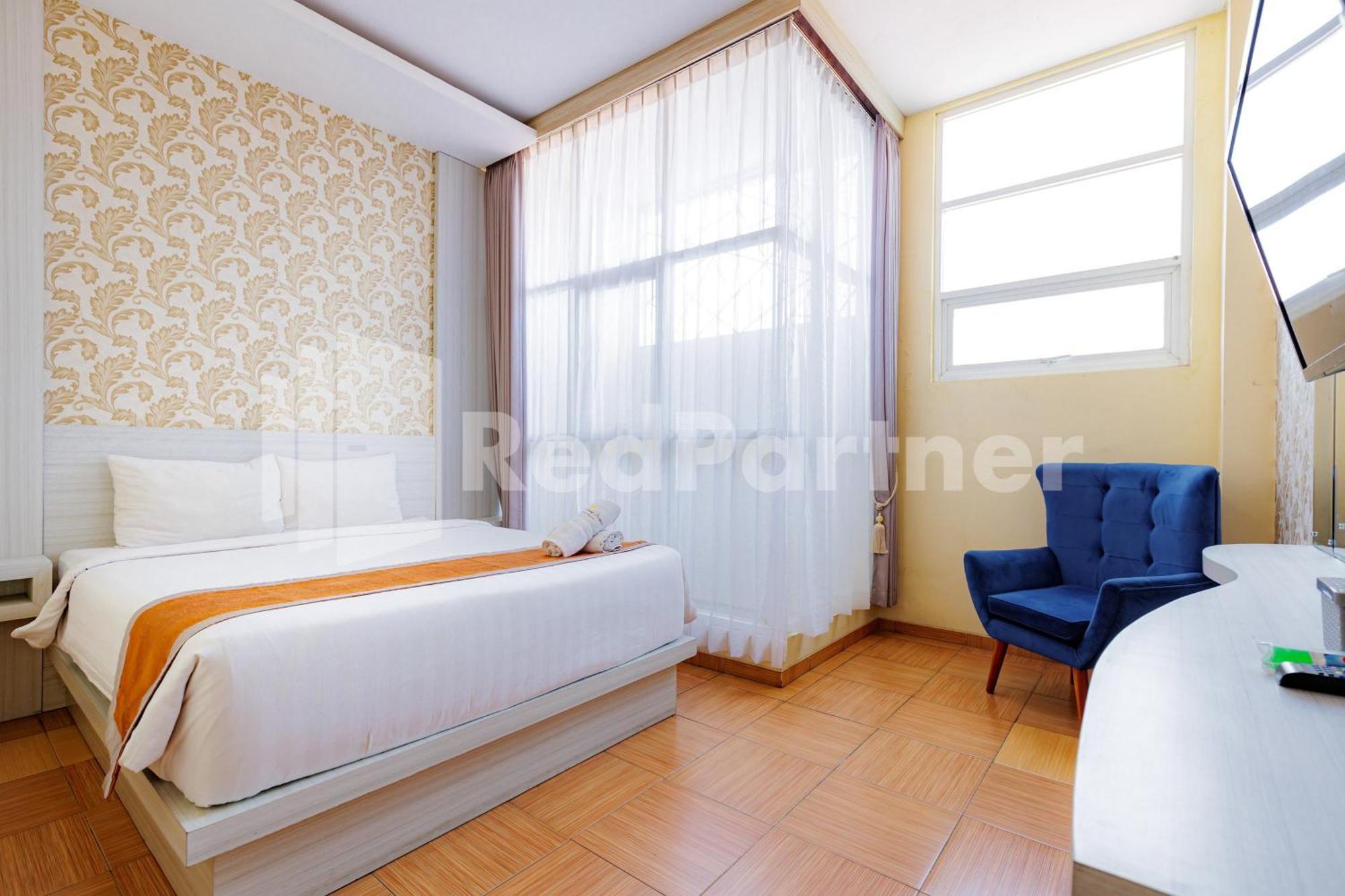 De Malang Sweet Homestay Syariah Mitra Reddoorz Exterior foto